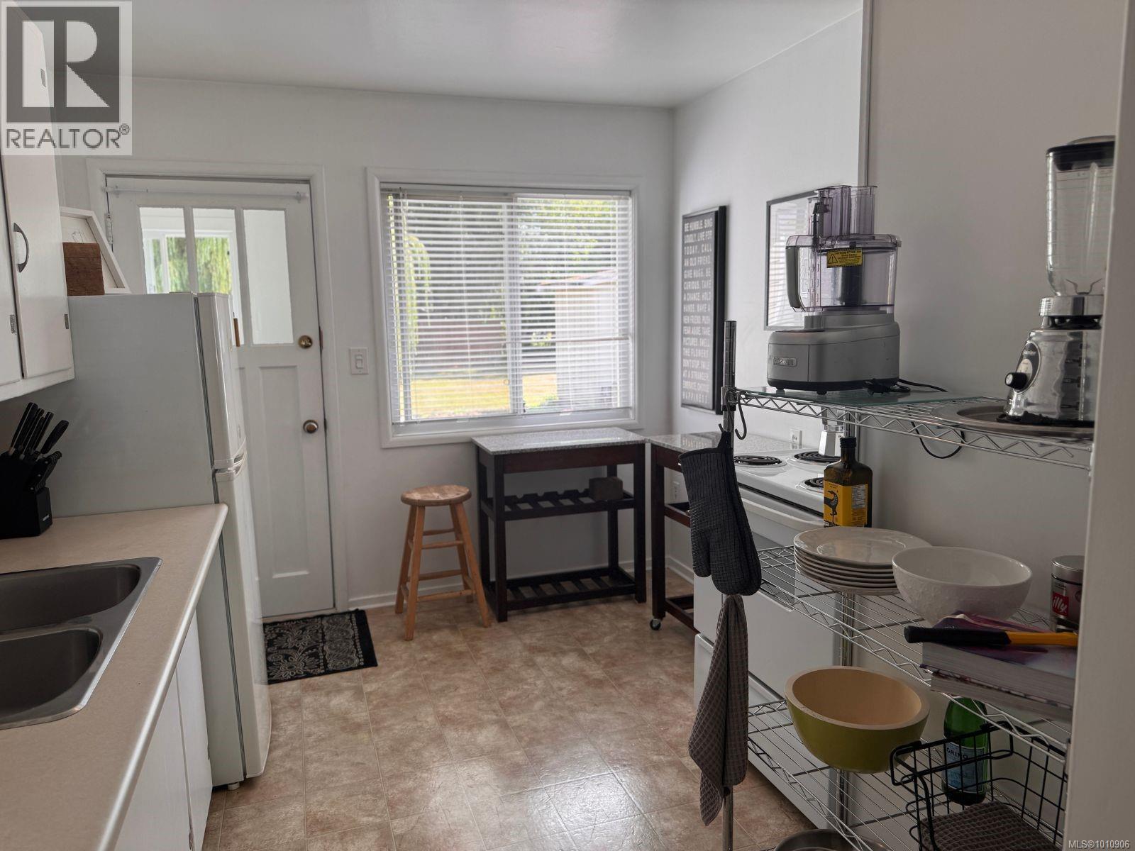 Photo 19 of 130 132 Beech Ave, Duncan BC