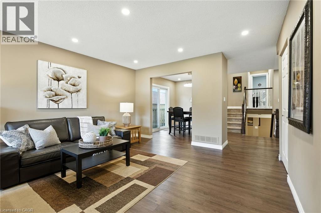 Photo 16 of 2438 Whittaker Drive, Burlington ON