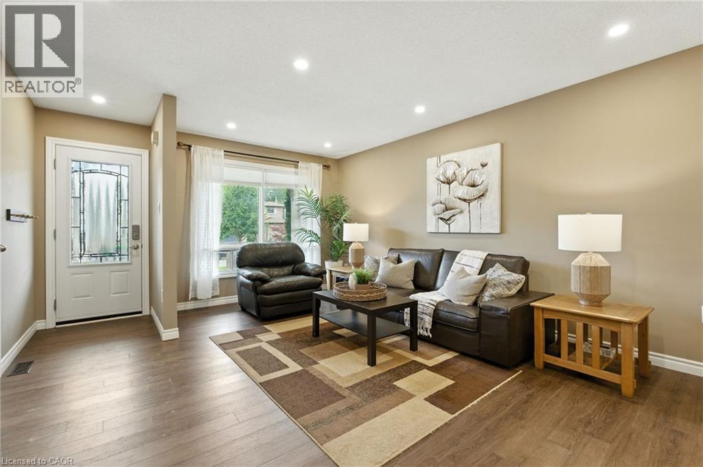 Photo 23 of 2438 Whittaker Drive, Burlington ON