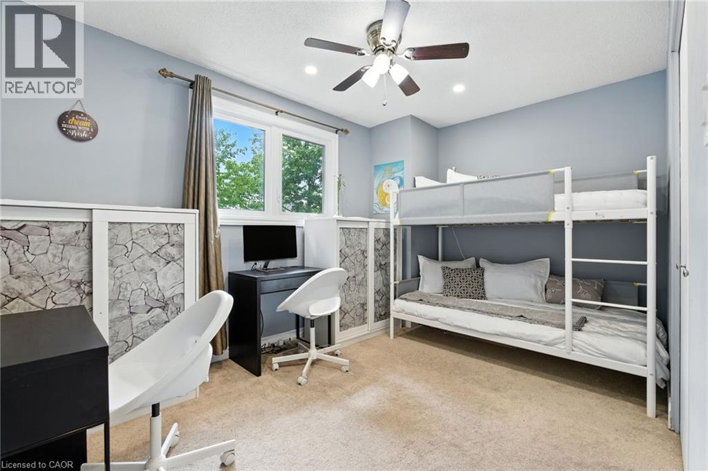 Photo 9 of 2438 Whittaker Drive, Burlington ON