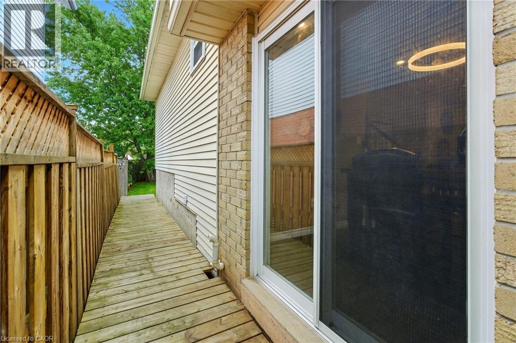 Photo 19 of 2438 Whittaker Drive, Burlington ON