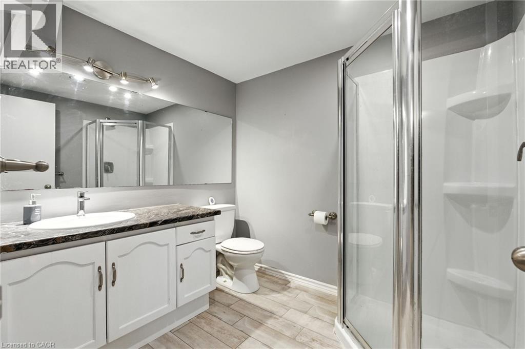 Photo 13 of 2438 Whittaker Drive, Burlington ON