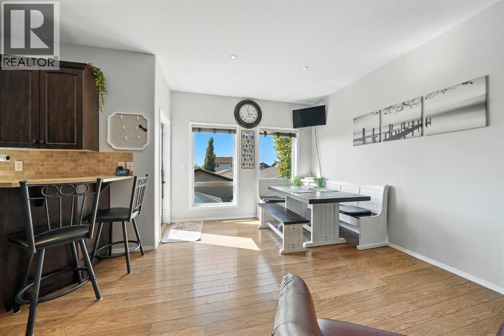 Photo 5 of 187 Inkster Close, Red Deer AB