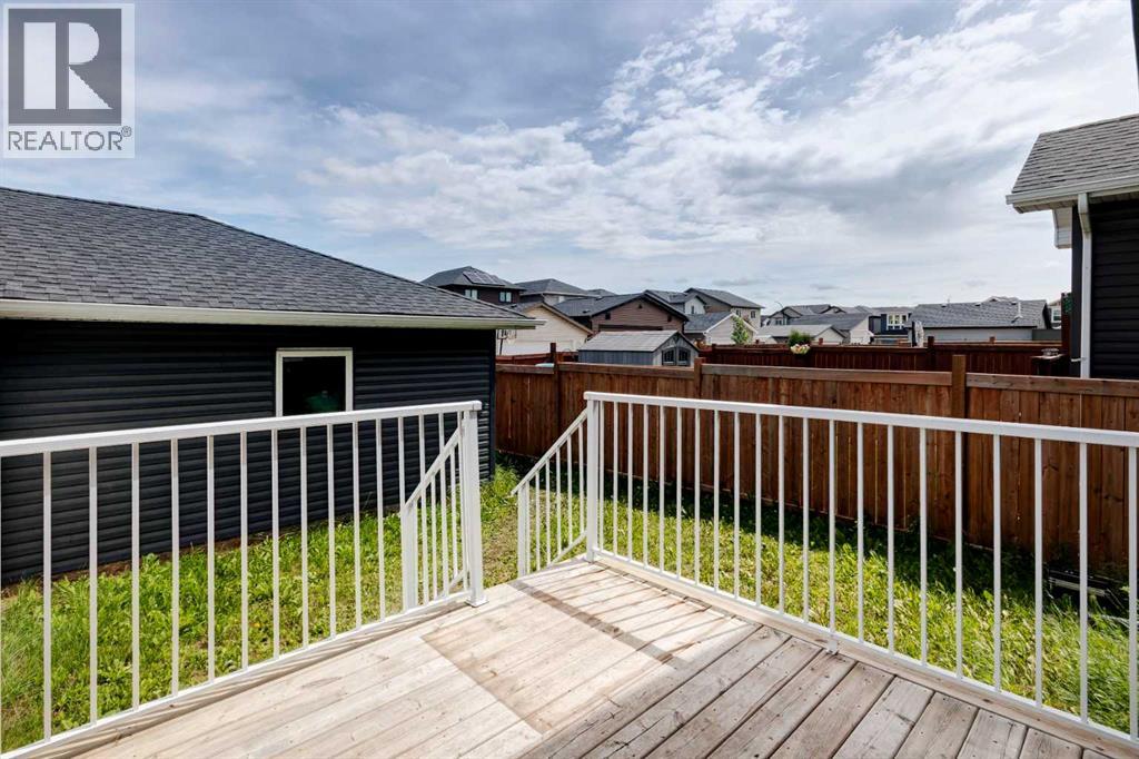 Photo 14 of 69 Willow Drive, Cochrane AB