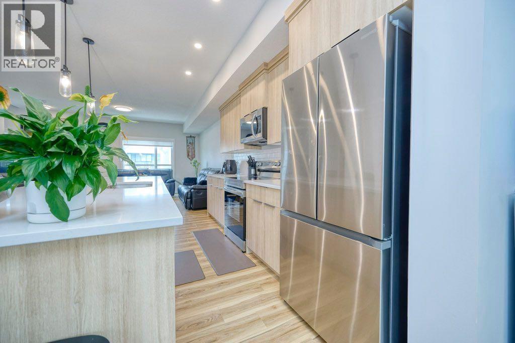 Photo 11 of 50 Cranbrook Gardens Se, Calgary AB