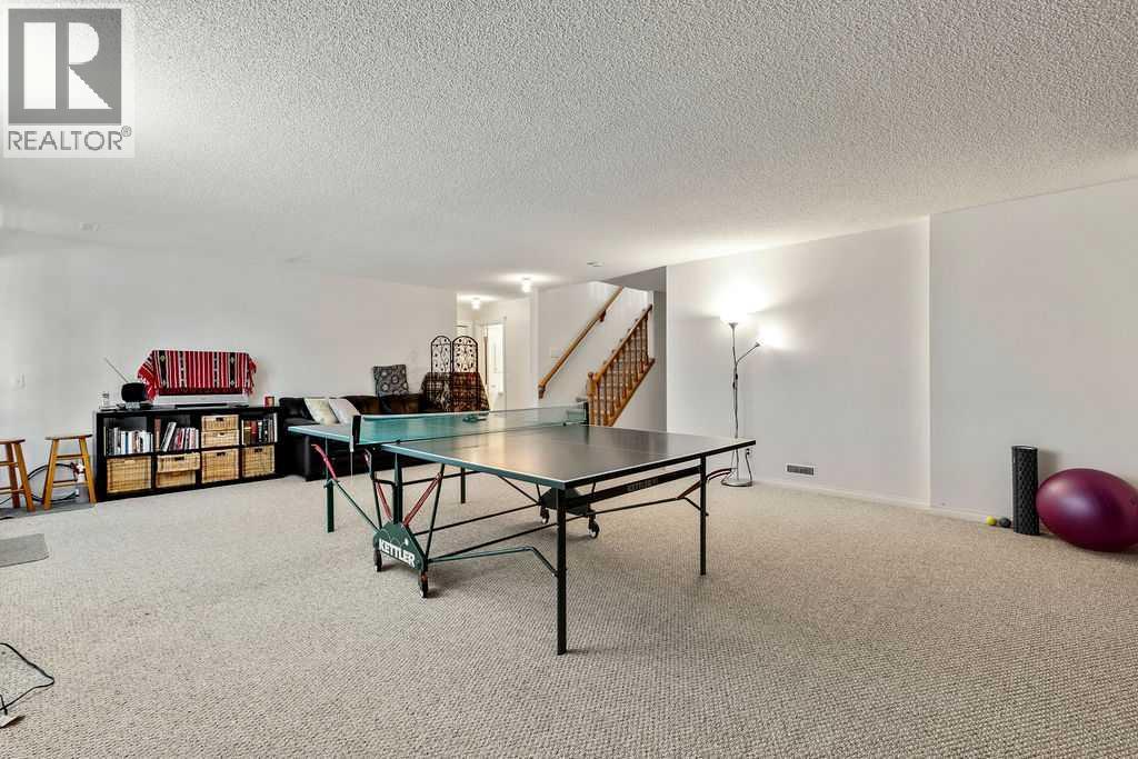 Single Family House for Sale in  Sierra Morena Green SW Signal Hill Calgary 