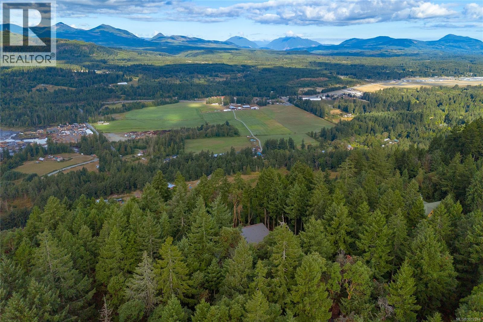 Photo 11 of 5115 Aho Rd, Ladysmith BC