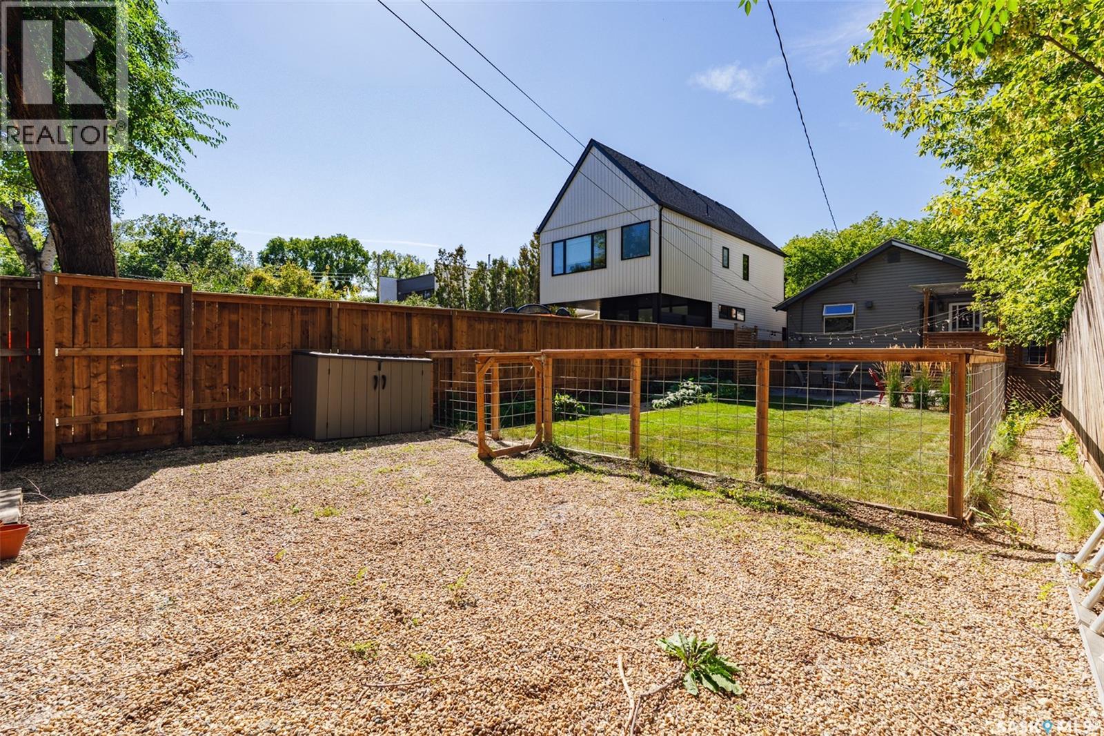 Photo 36 of 705 Albert Avenue, Saskatoon SK