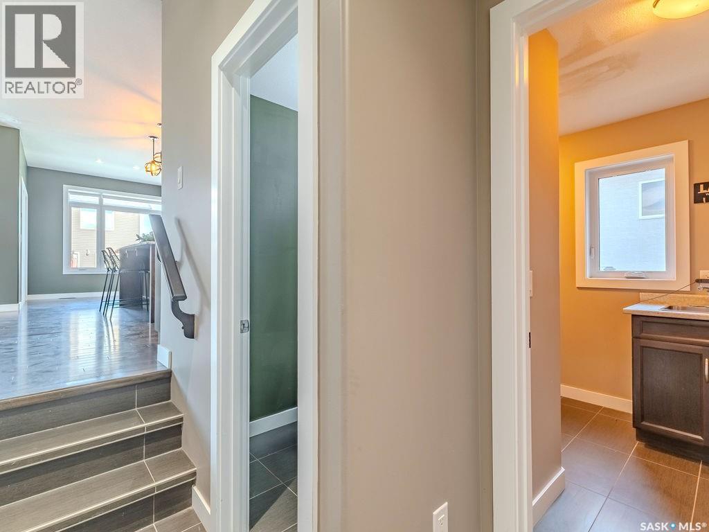Photo 13 of 407 Gillies Way, Saskatoon SK