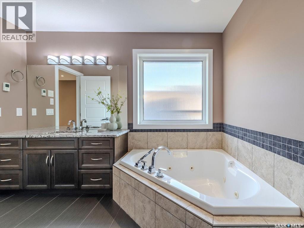 Photo 31 of 407 Gillies Way, Saskatoon SK