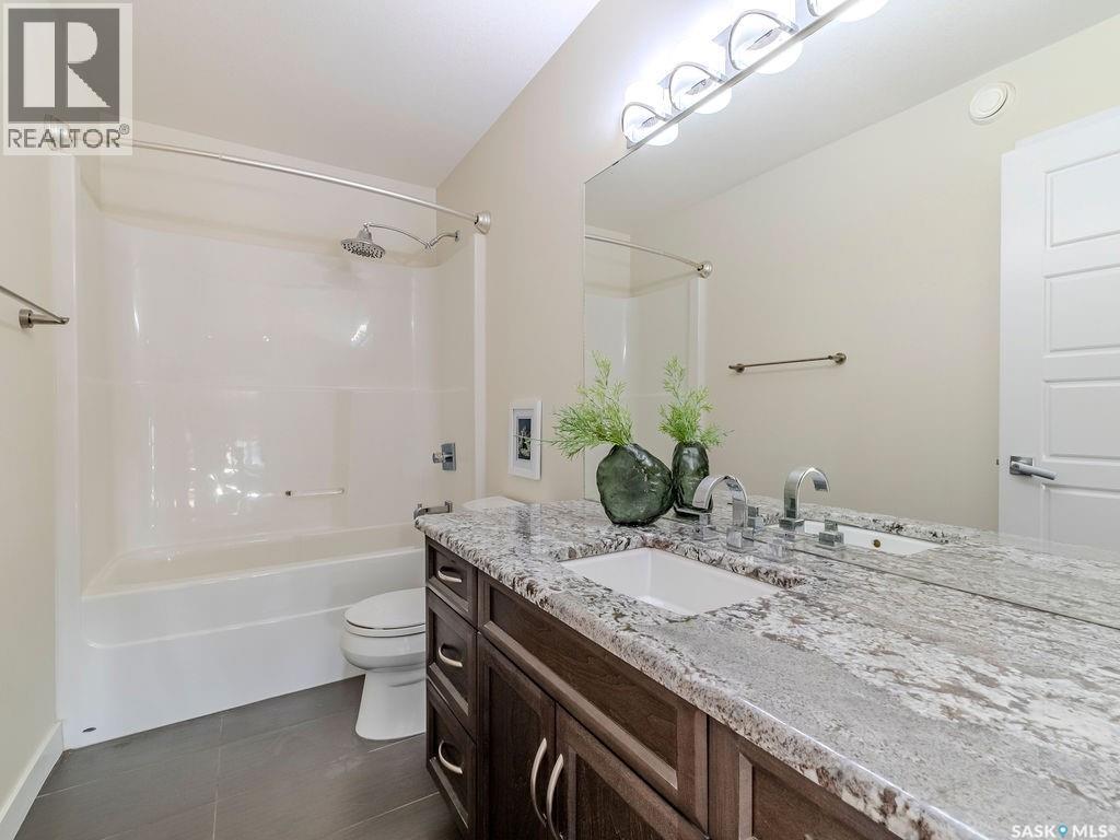 Photo 34 of 407 Gillies Way, Saskatoon SK