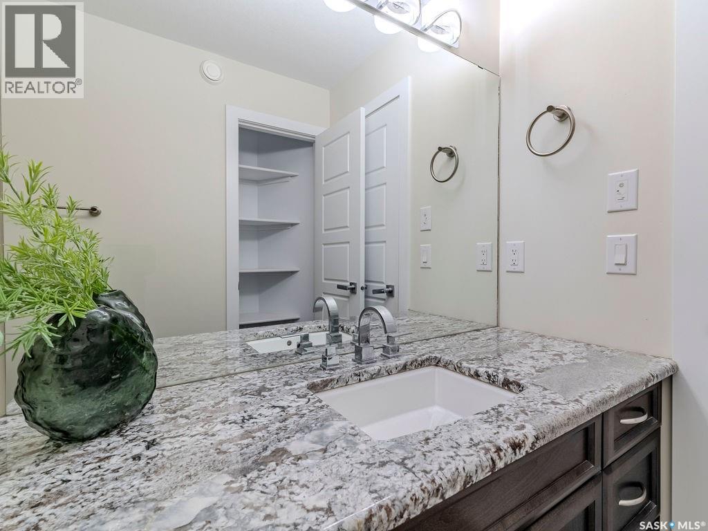 Photo 35 of 407 Gillies Way, Saskatoon SK