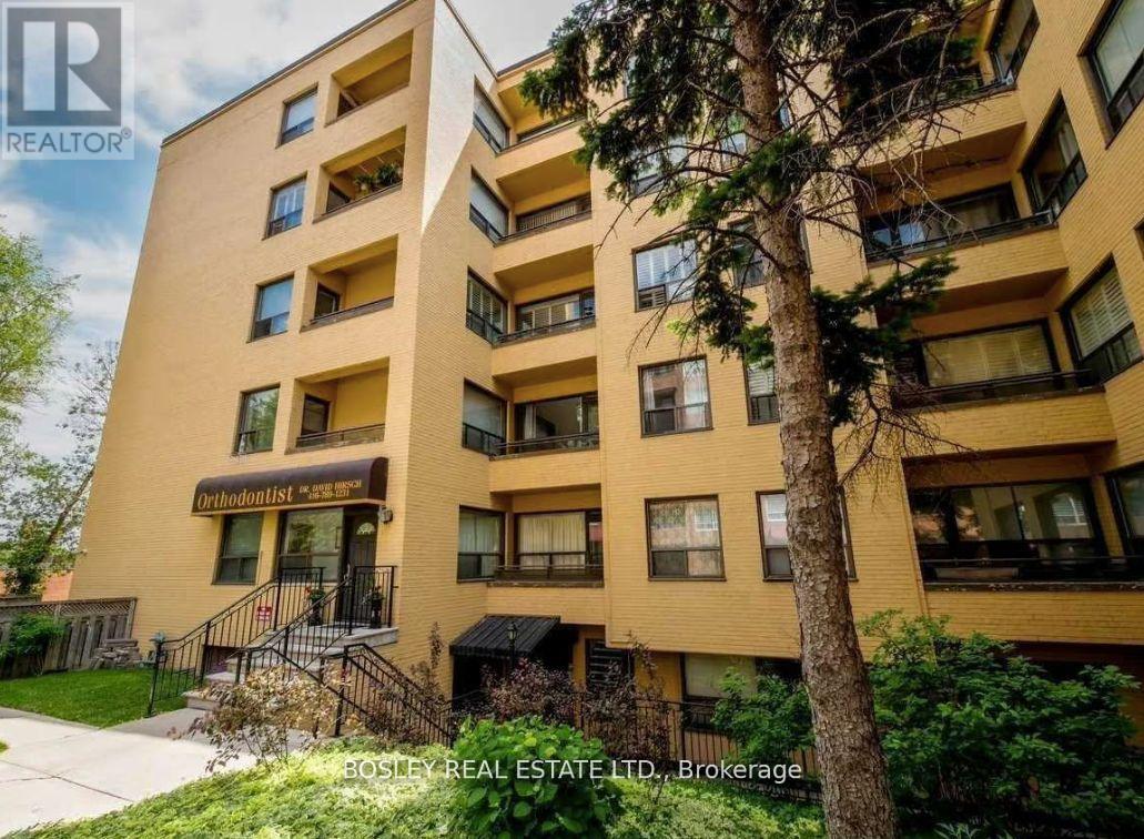 Photo 6 of 108 740 Eglinton Avenue W, Toronto ON