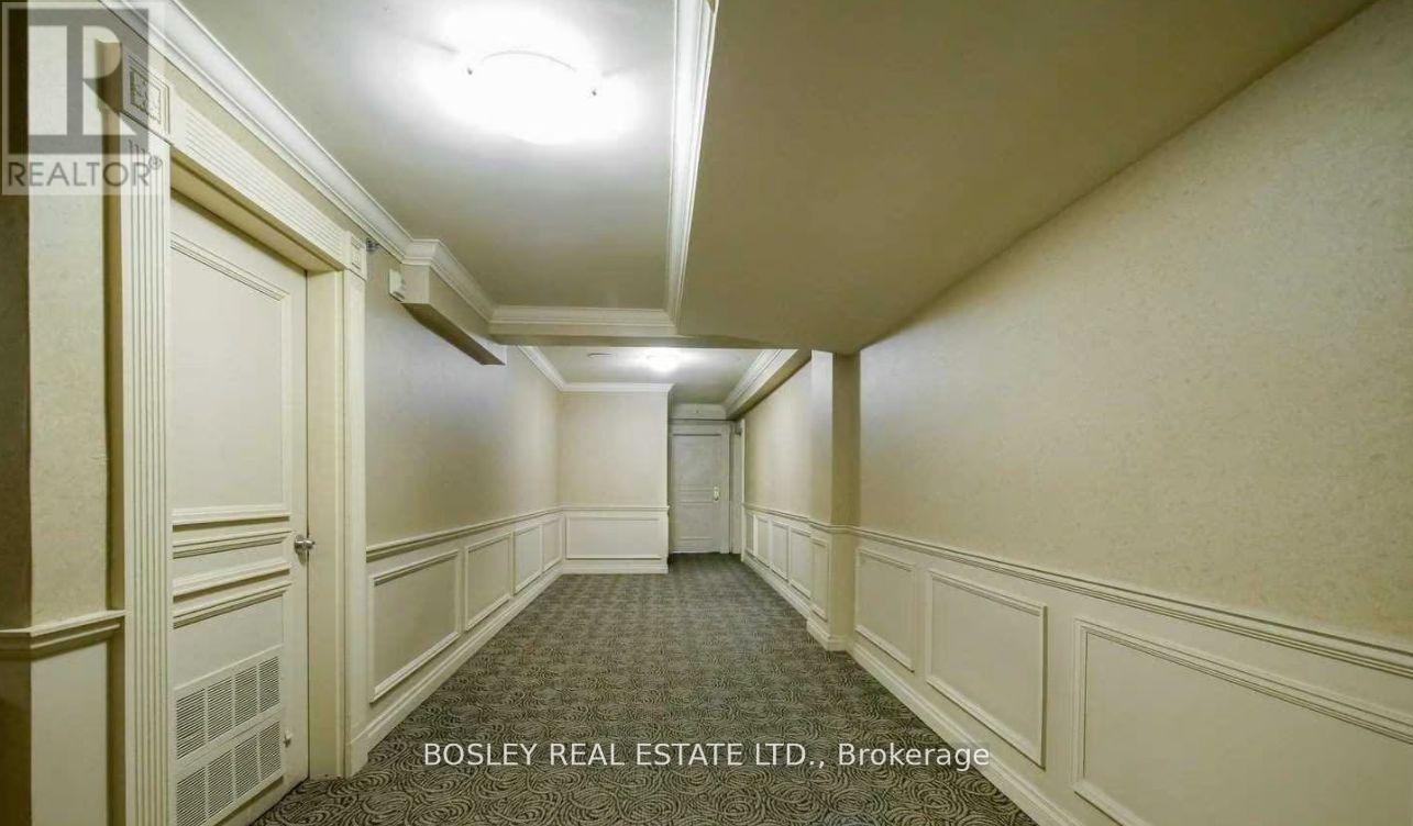 Photo 13 of 108 740 Eglinton Avenue W, Toronto ON