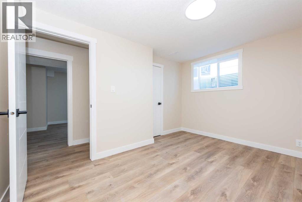Photo 26 of 209 47 Street Se, Calgary AB