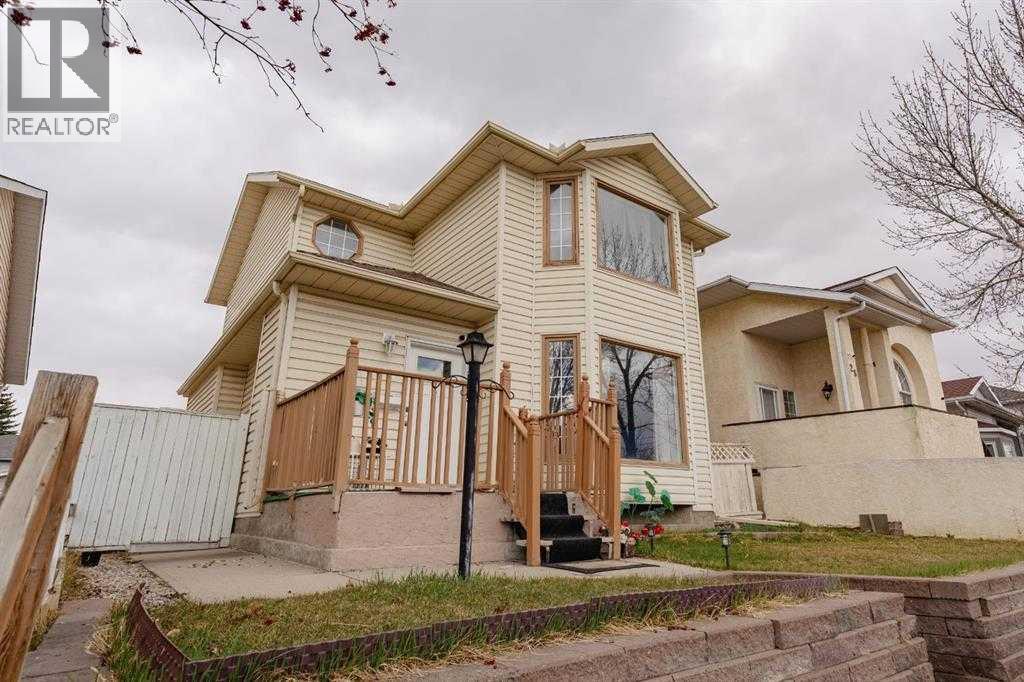 Photo 9 of 24 Laguna Close Ne, Calgary AB