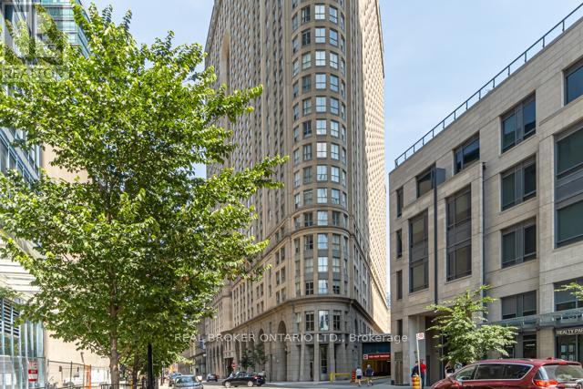 Photo 27 of 1003 25 The Esplanade Street, Toronto ON
