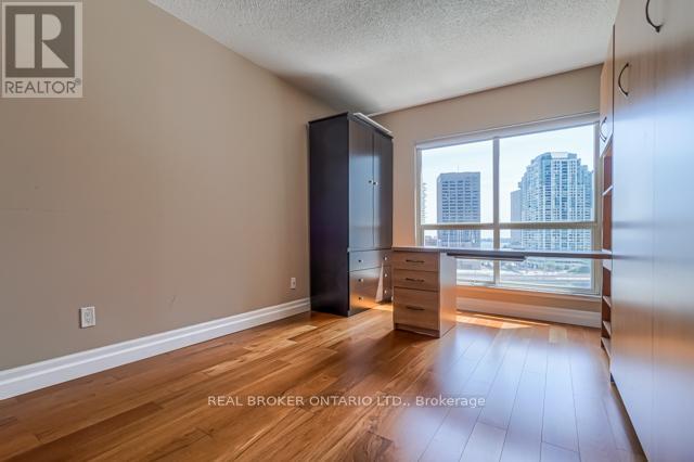 Photo 5 of 1003 25 The Esplanade Street, Toronto ON