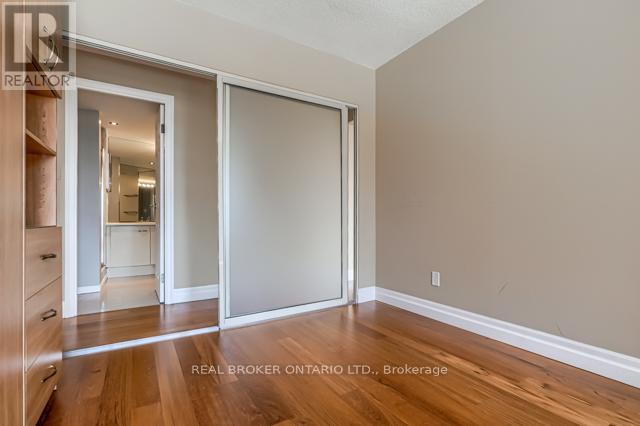 Photo 6 of 1003 25 The Esplanade Street, Toronto ON