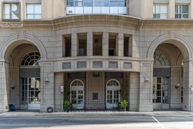 Photo 3 of 1003 25 The Esplanade Street, Toronto ON