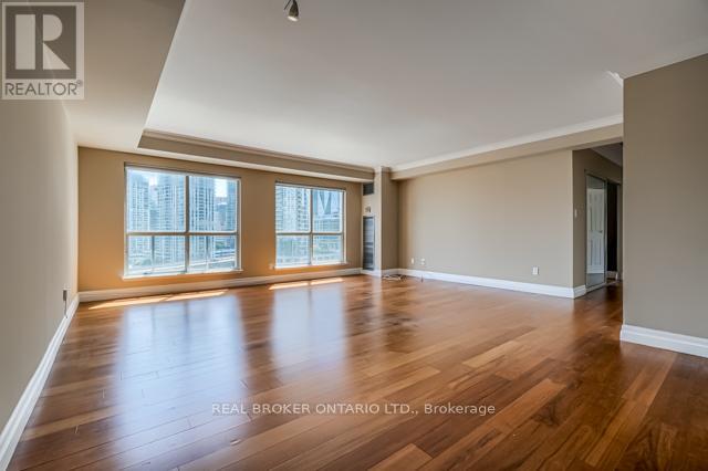 Photo 20 of 1003 25 The Esplanade Street, Toronto ON
