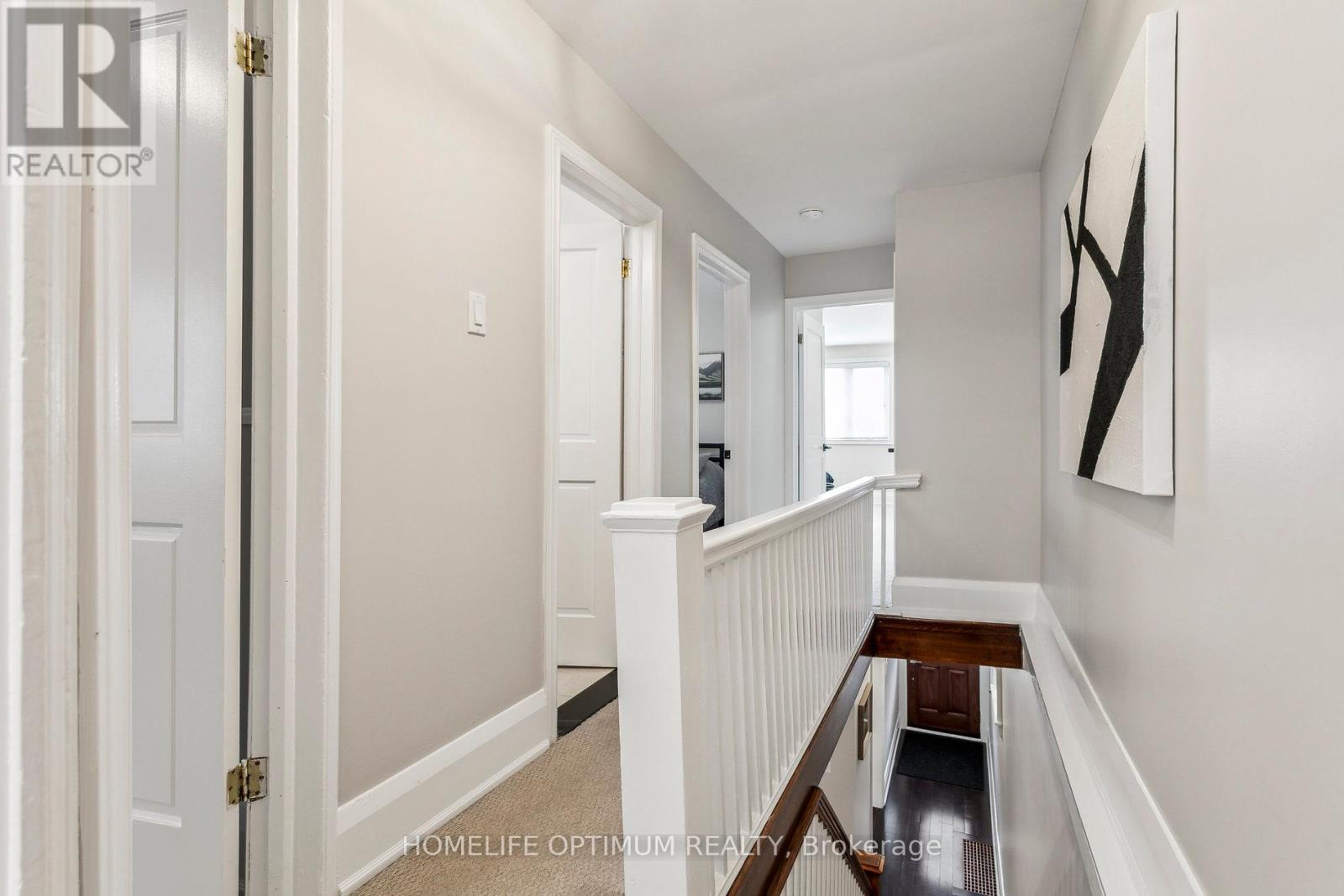 Photo 9 of 52 Hillsdale Avenue W, Toronto ON