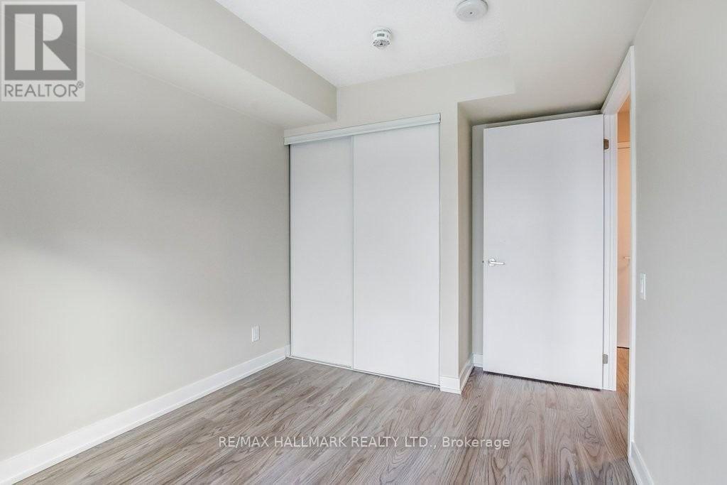 Photo 6 of 513 38 Monte Kwinter Court, Toronto ON
