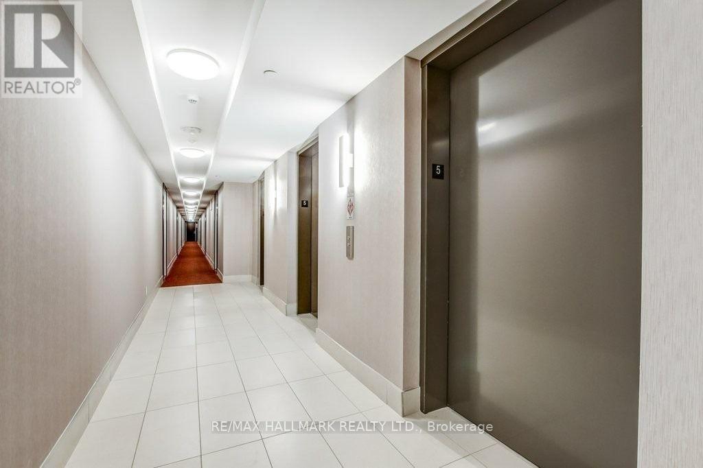 Photo 3 of 513 38 Monte Kwinter Court, Toronto ON