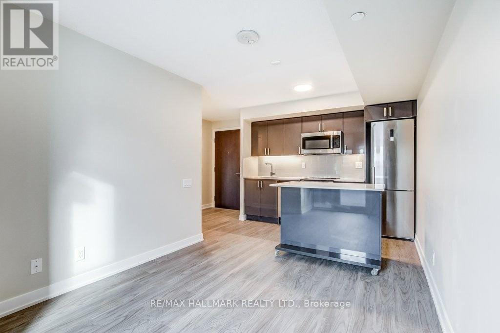 Photo 5 of 513 38 Monte Kwinter Court, Toronto ON