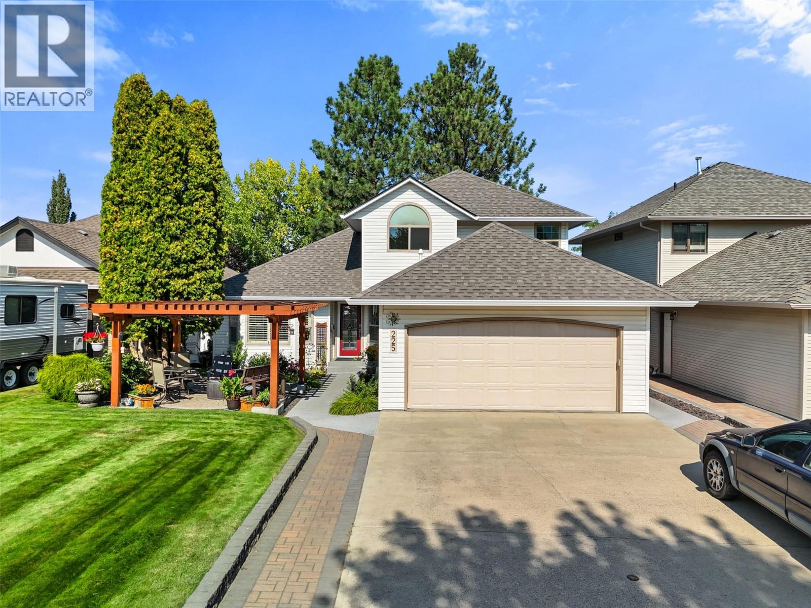 Photo 1 of 225 Sunhill Court, Kamloops BC