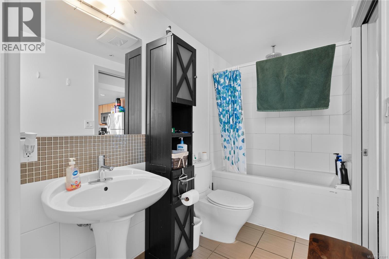Photo 14 of 606 760 Johnson St, Victoria BC