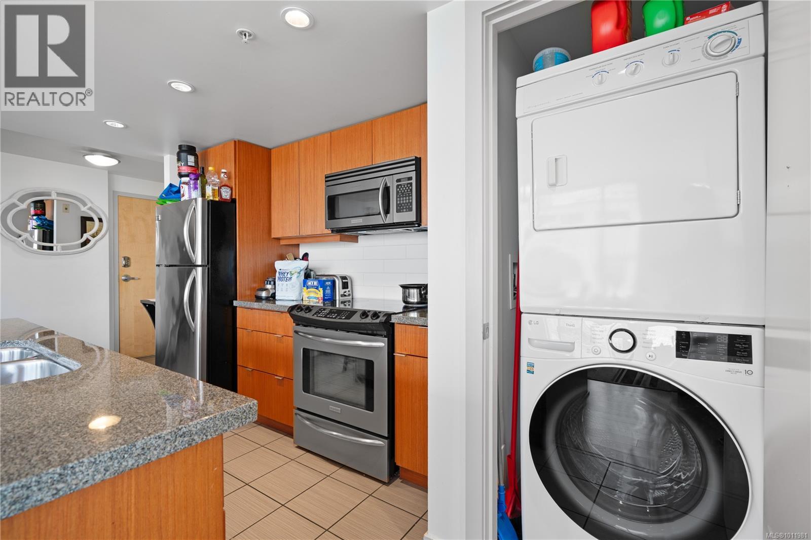 Photo 20 of 606 760 Johnson St, Victoria BC