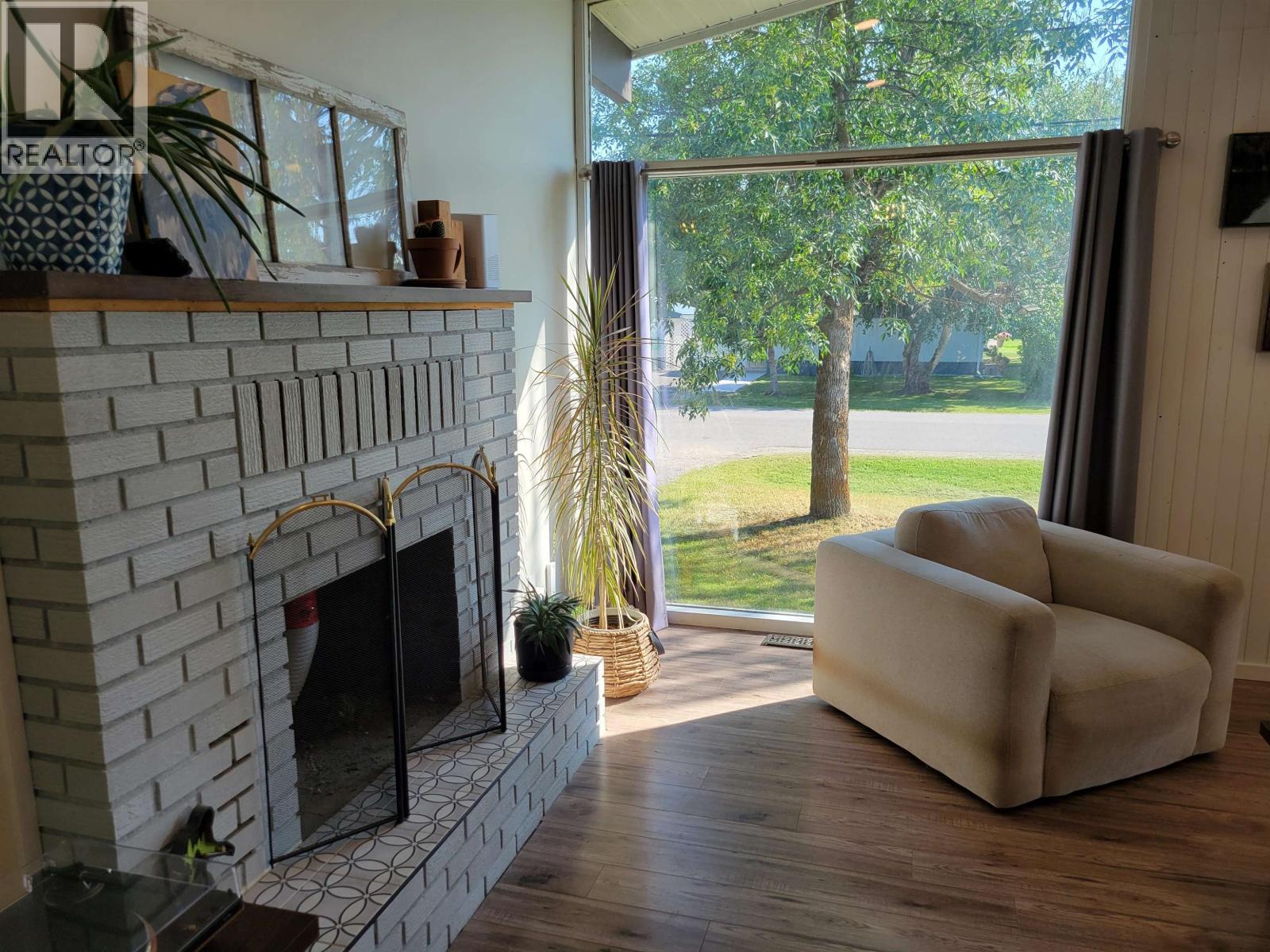 343 W COLUMBIA STREET, Vanderhoof