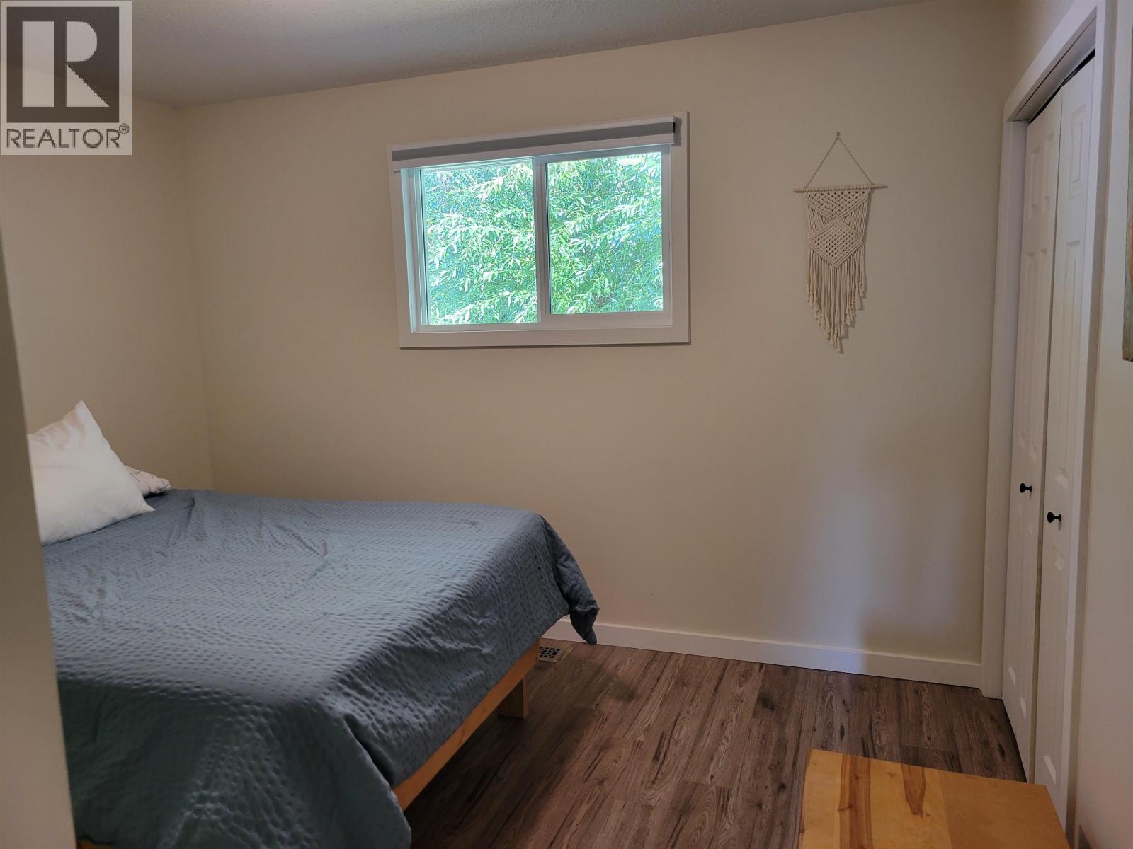 343 W COLUMBIA STREET, Vanderhoof