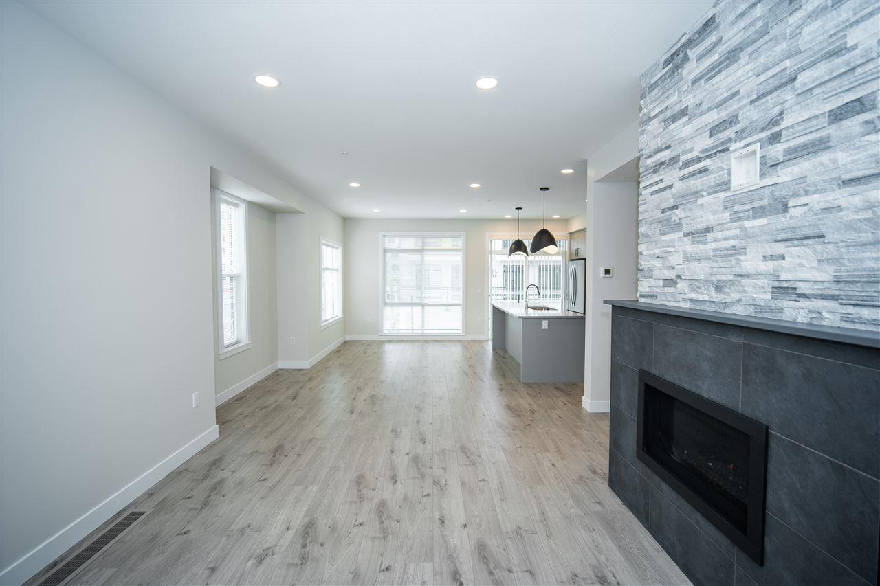 214 46150 THOMAS ROAD, Vedder Crossing, Sardis