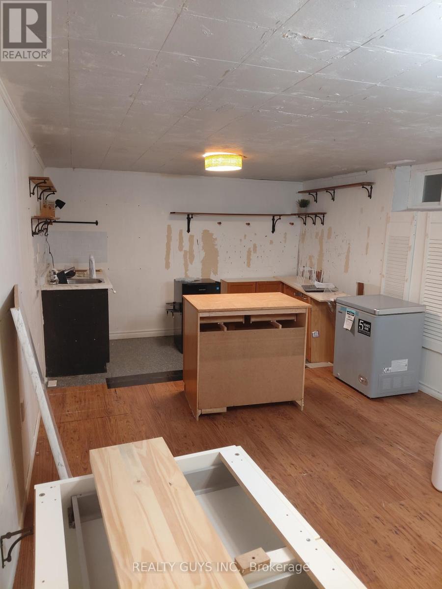 Photo 28 of 650 Crawford Drive, Peterborough ON