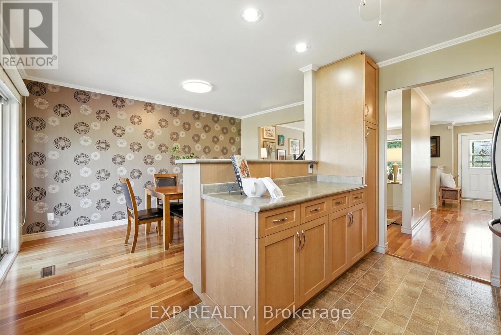 Photo 29 of 6 Cove Court, Brighton ON