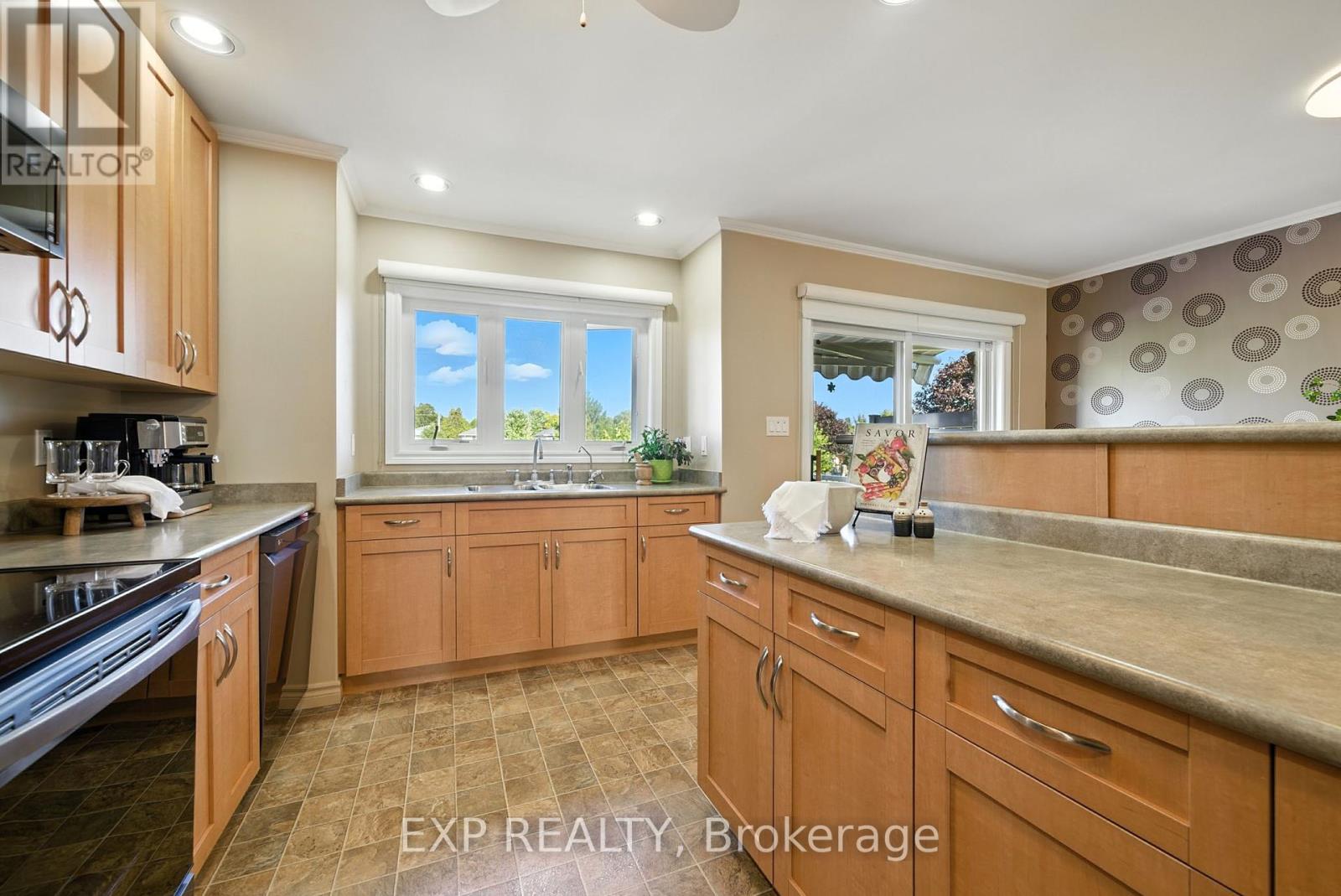 Photo 17 of 6 Cove Court, Brighton ON
