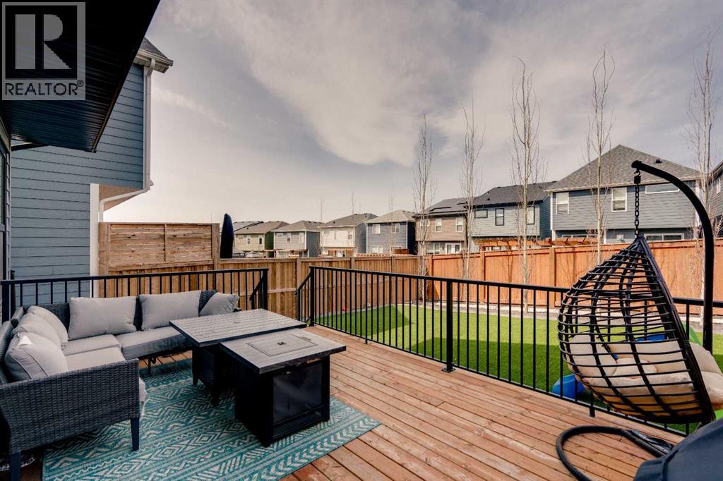Photo 6 of 27 Cranbrook Court Se, Calgary AB