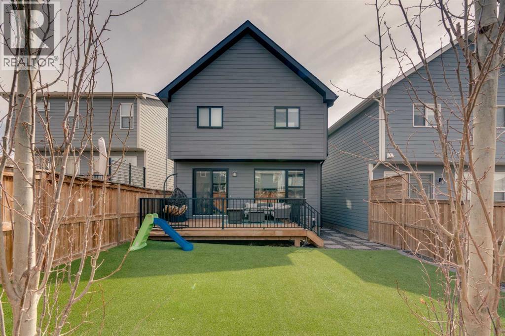 Photo 35 of 27 Cranbrook Court Se, Calgary AB