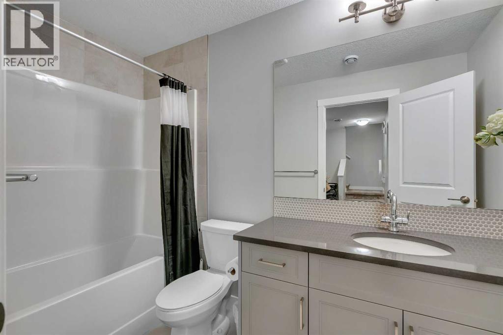 Photo 40 of 27 Cranbrook Court Se, Calgary AB