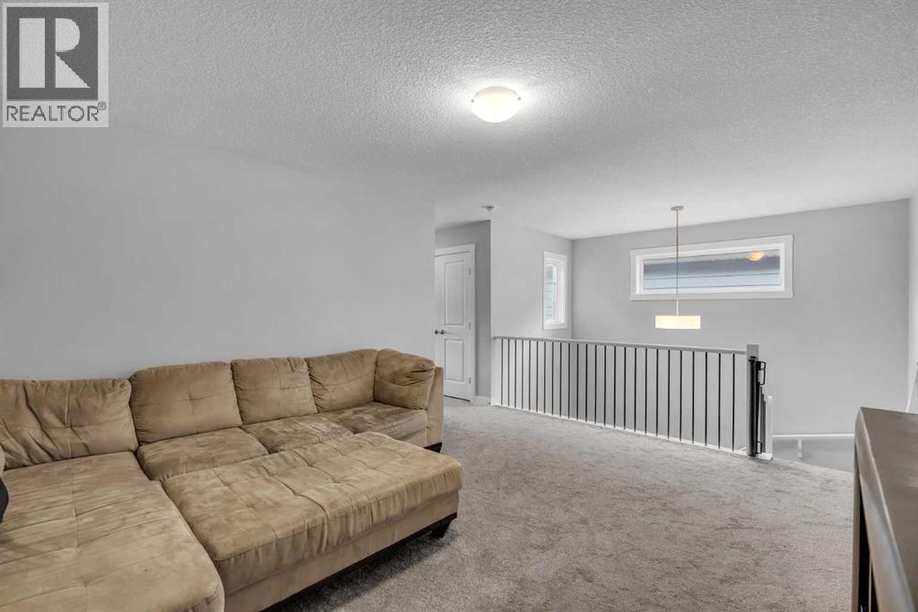 Photo 28 of 27 Cranbrook Court Se, Calgary AB
