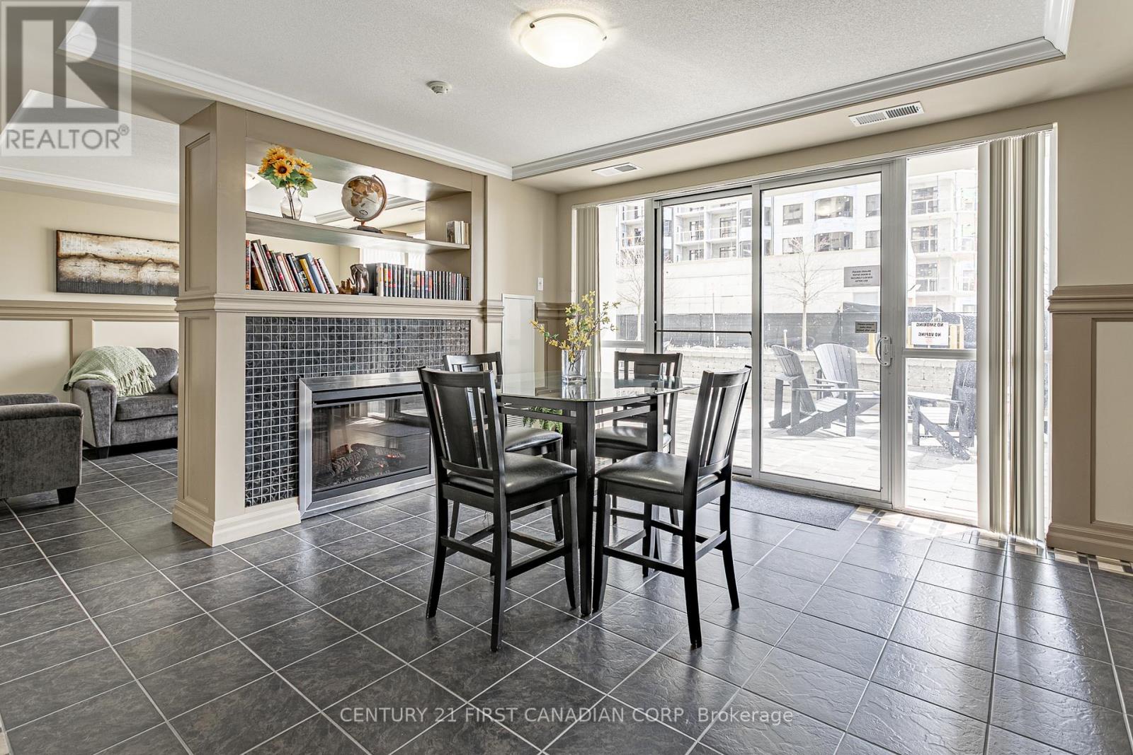 Photo 10 of 312 1030 Coronation Drive, London North ON