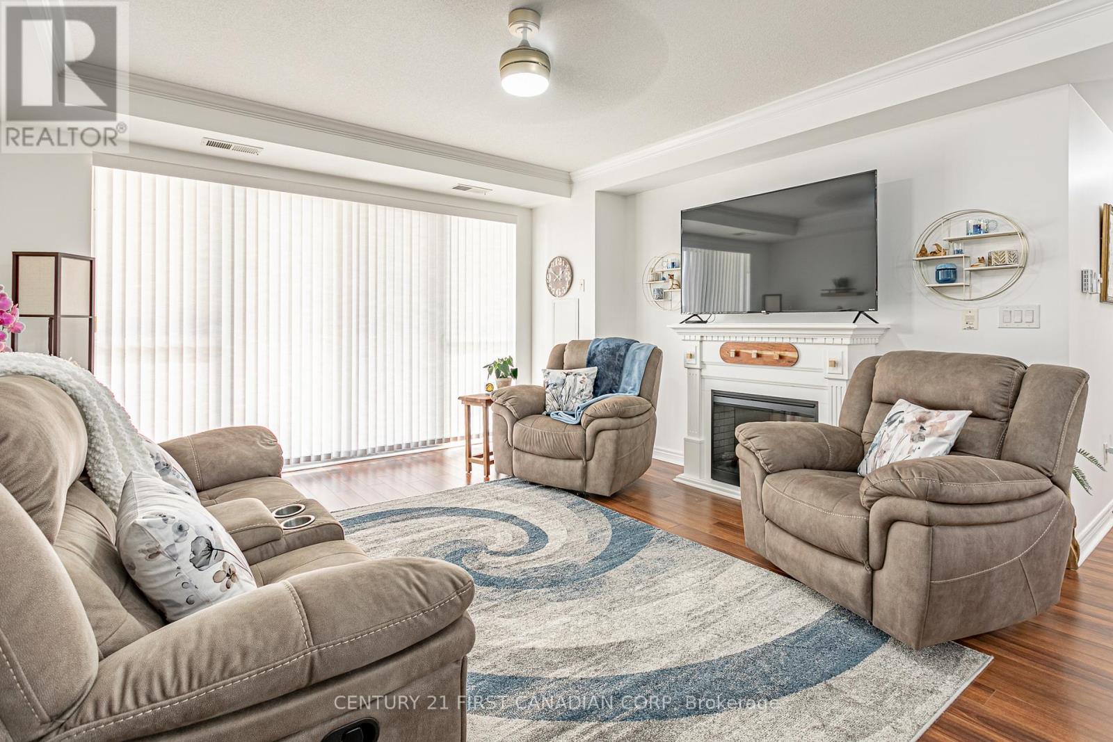 Photo 8 of 312 1030 Coronation Drive, London North ON
