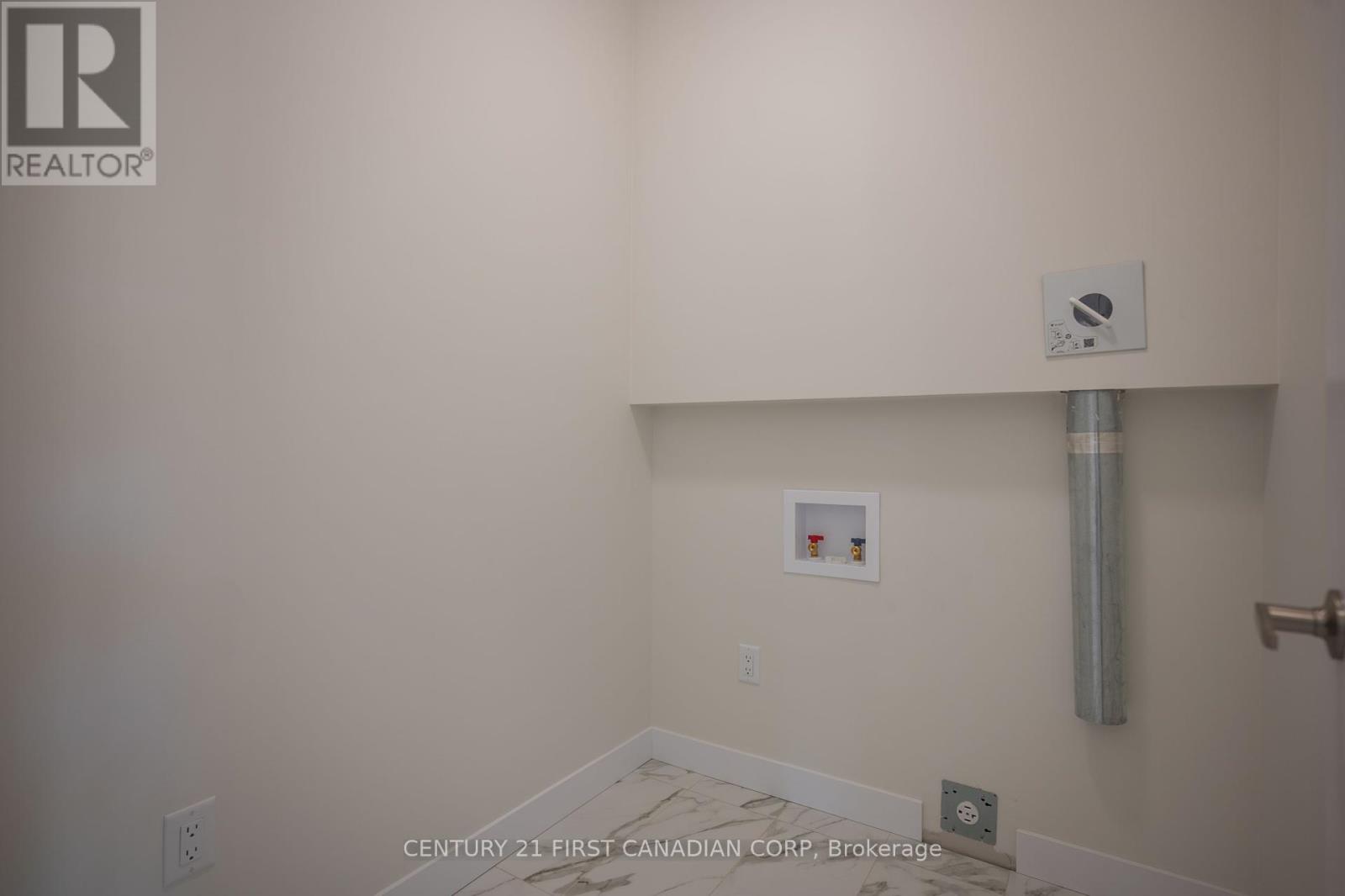 Photo 19 of 6674 Hayward Drive, London South ON