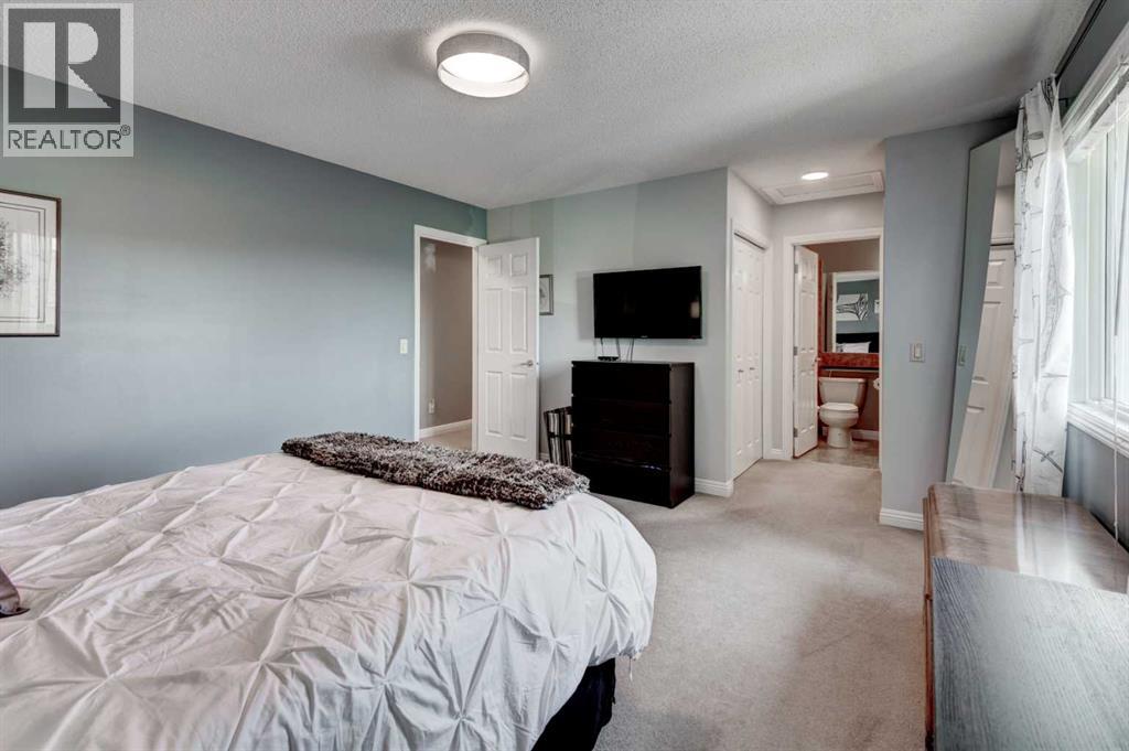 Single Family House for Sale in  Prestwick Close SE McKenzie Towne Calgary 