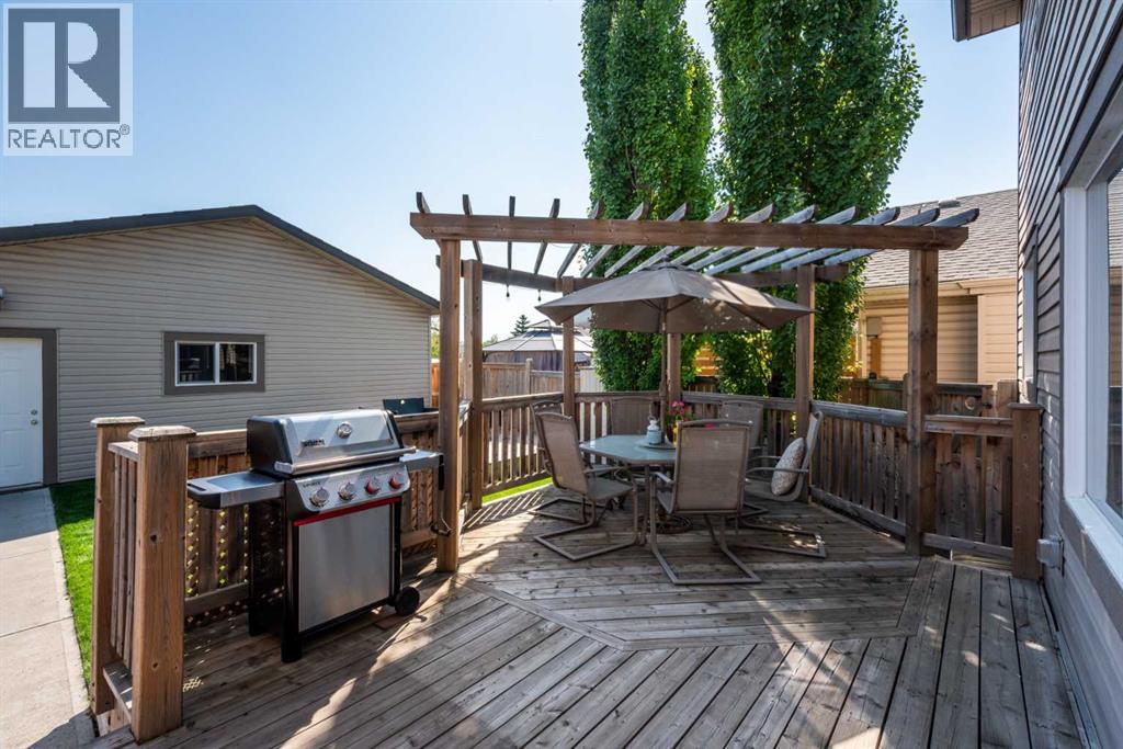 Single Family House for Sale in  Prestwick Close SE McKenzie Towne Calgary 