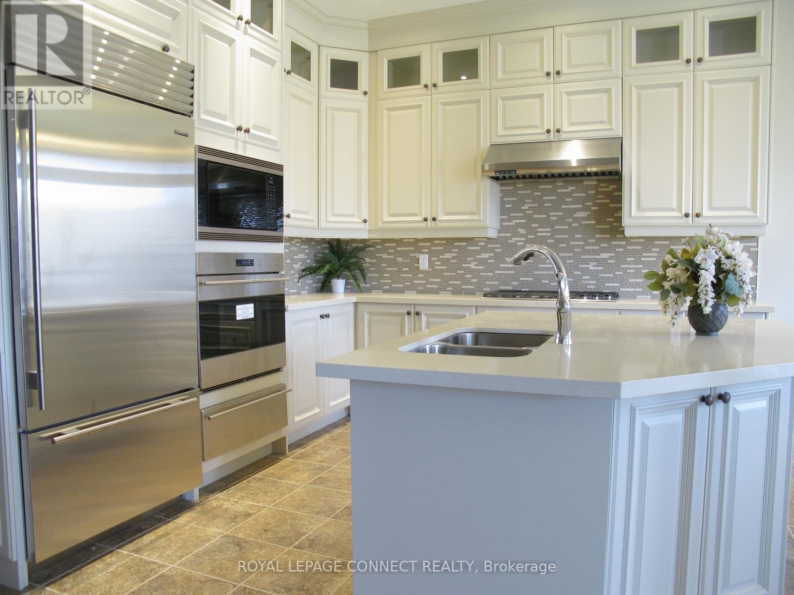 Single Family House for Sale in  HURST AVENUE Vaughan (Patterson) 
