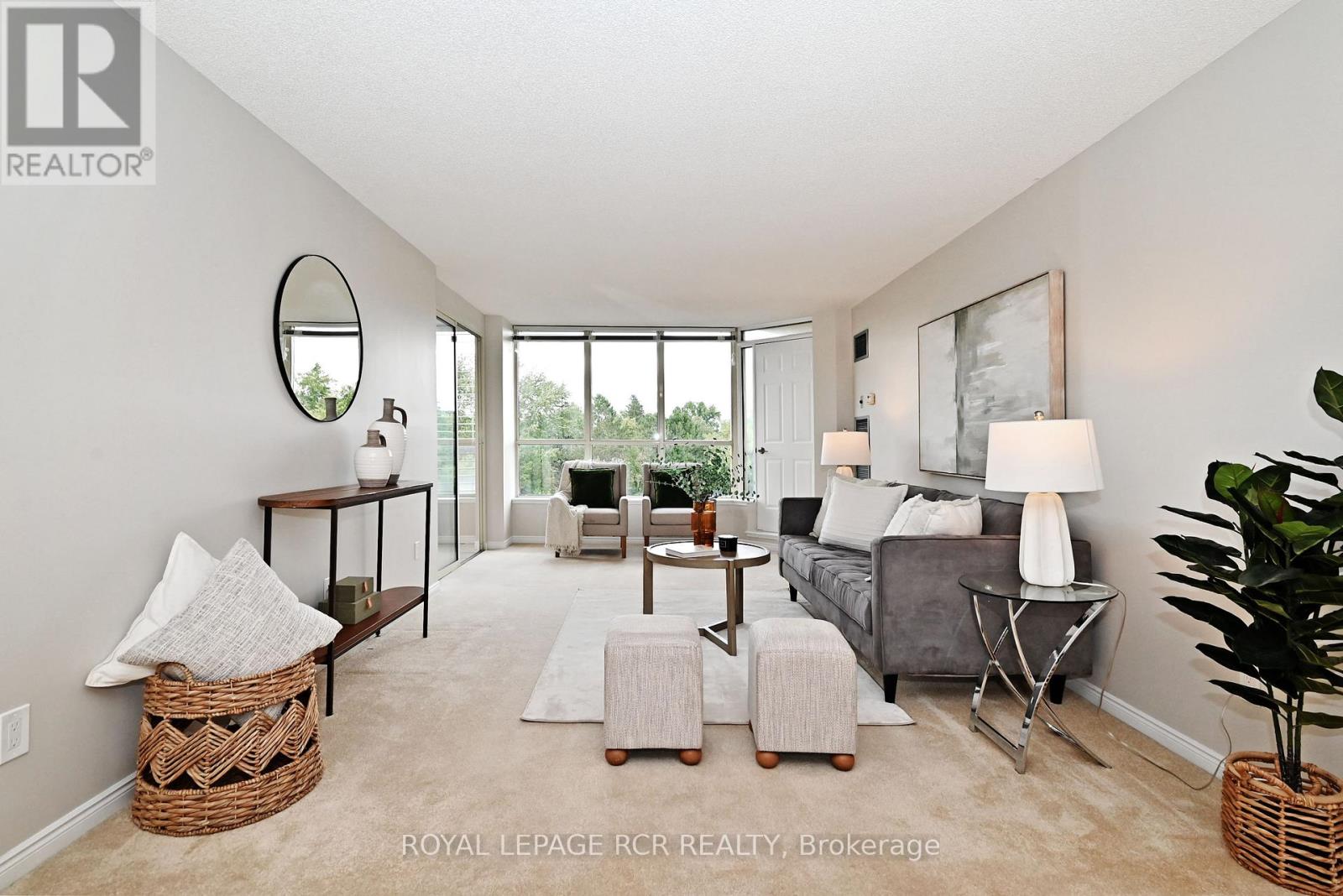 Photo 36 of 311 14924 Yonge Street, Aurora ON