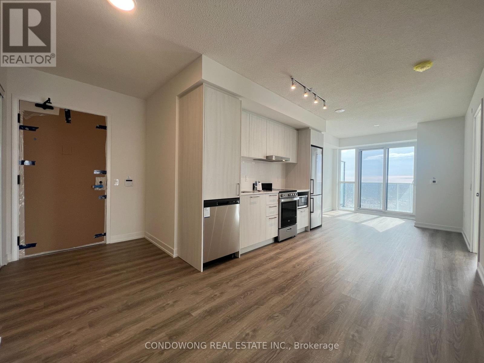 Photo 22 of 4006 195 Commerce Street, Vaughan ON